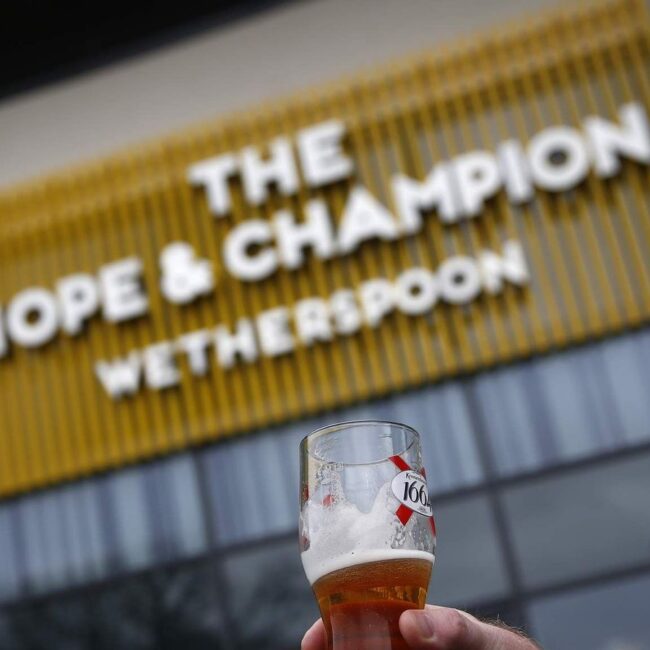 JD Wetherspoon to open first motorway pub on M40