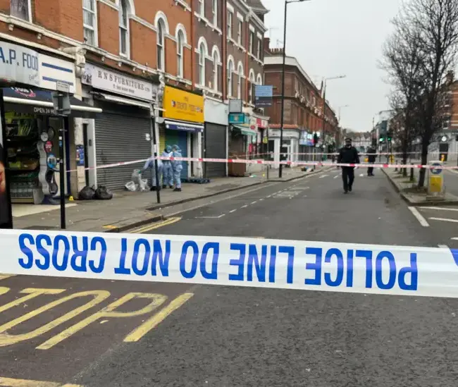 Man in 30s fatally stabbed in Willesden Green