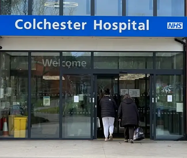 NHS workers' wages wrong after pay deal - union