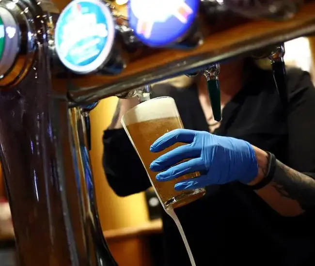 Wetherspoon 66 staff test positive across 50 pubs